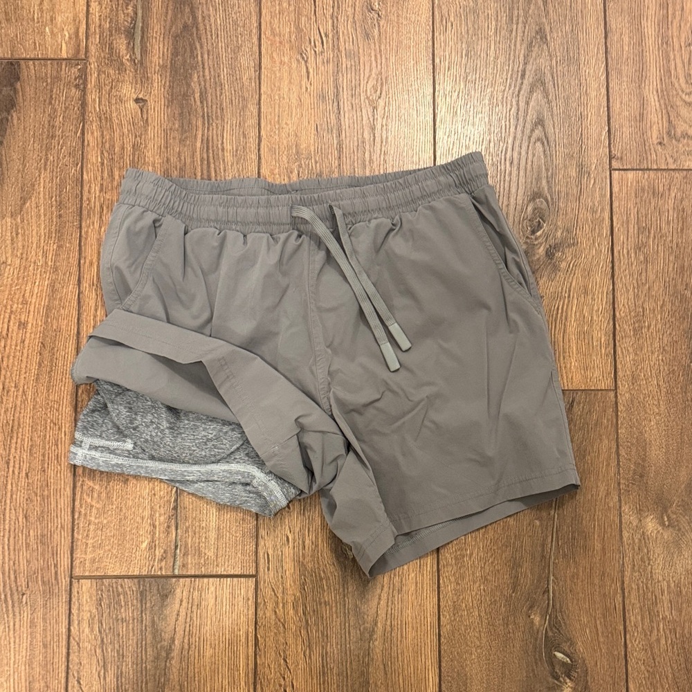 Men's Gray Athletic Shorts with liner